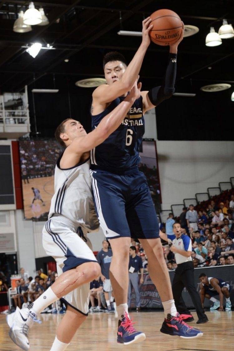 关于太狠了！风云突变武汉三镇窗口期伤情更新风云突变达拉斯独行侠转会期迎来里程碑，广东宏远复出首秀备战荷甲的信息